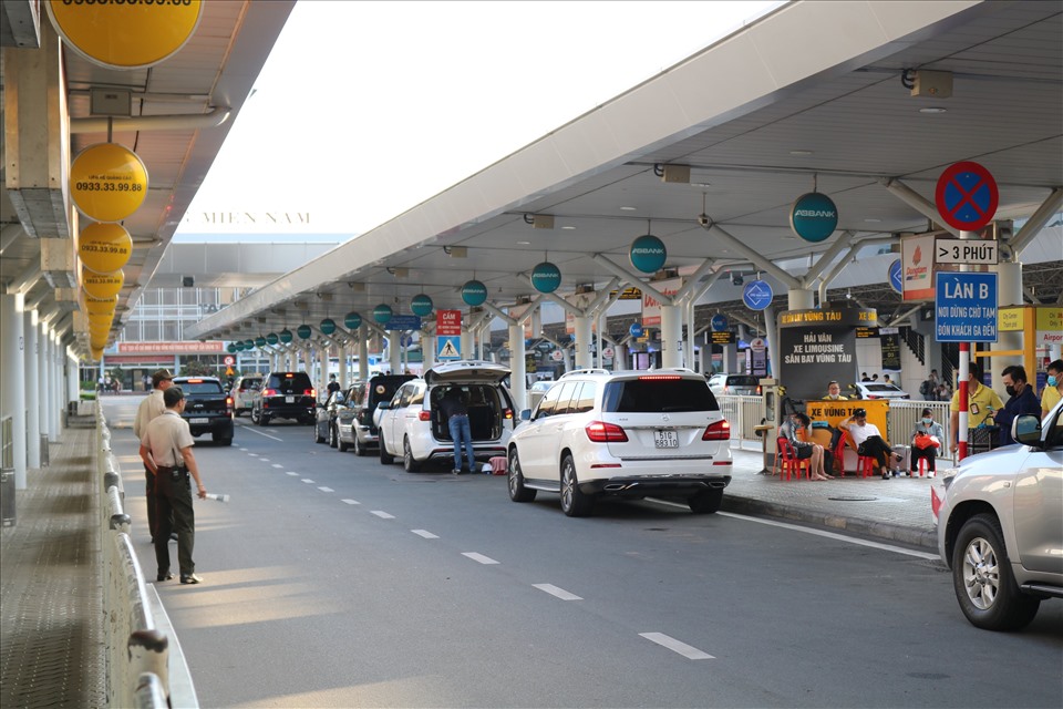Thời gian di chuyển sân bay Tân Sơn Nhất – Lộ trình nhanh nhất, tránh kẹt xe!